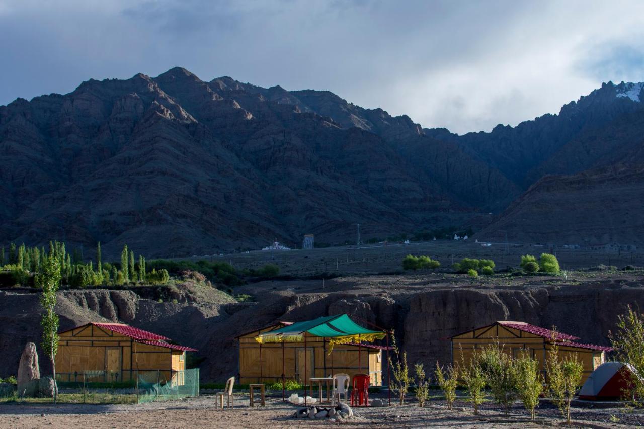 Hotel Neryok'S Indus View Chimre Exterior foto
